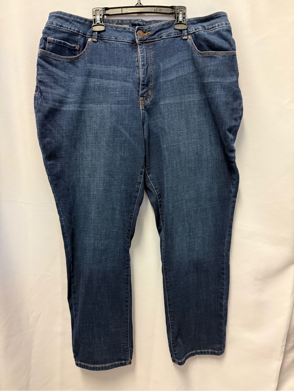 Lee Women’s Curvy Straight Leg Jeans in Dark Blue Denim 18W